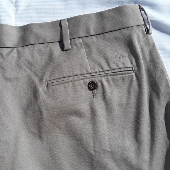 Dockers Signature Khaki pants - Picture 10 of 10